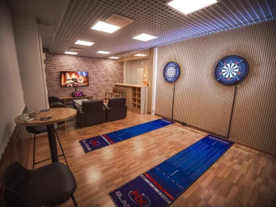 Sauna & Clubhouse SUUTARILA -tilakuva