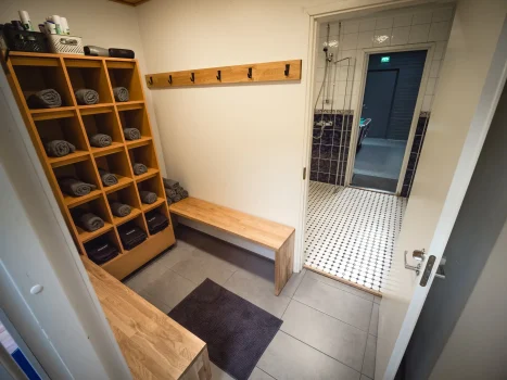 HELSINGIN SAUNATILAT - Sauna & Clubhouse SUUTARILA